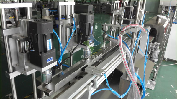 全自動(dòng)調(diào)味醬灌裝機(jī)